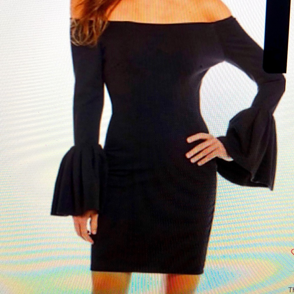 Black bell sleeve cocktail dress (med)